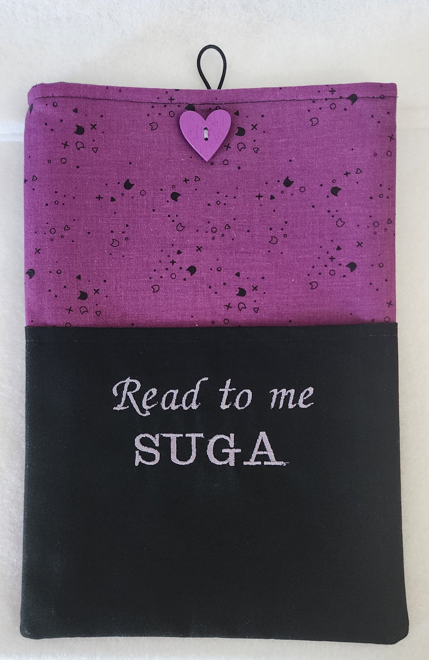 Read To Me Embroidered Book Sleeve